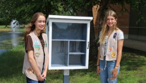 Girl-Scouts---Little-Free-Food-Pantry